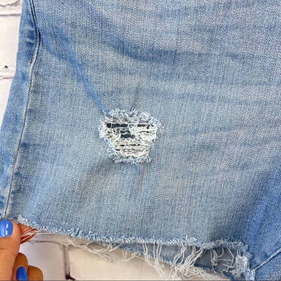 Calvin Klein Jeans Woman’s Cut Off Light Blue Mid rise Jean shorts distressed 30 - Picture 4 of 12
